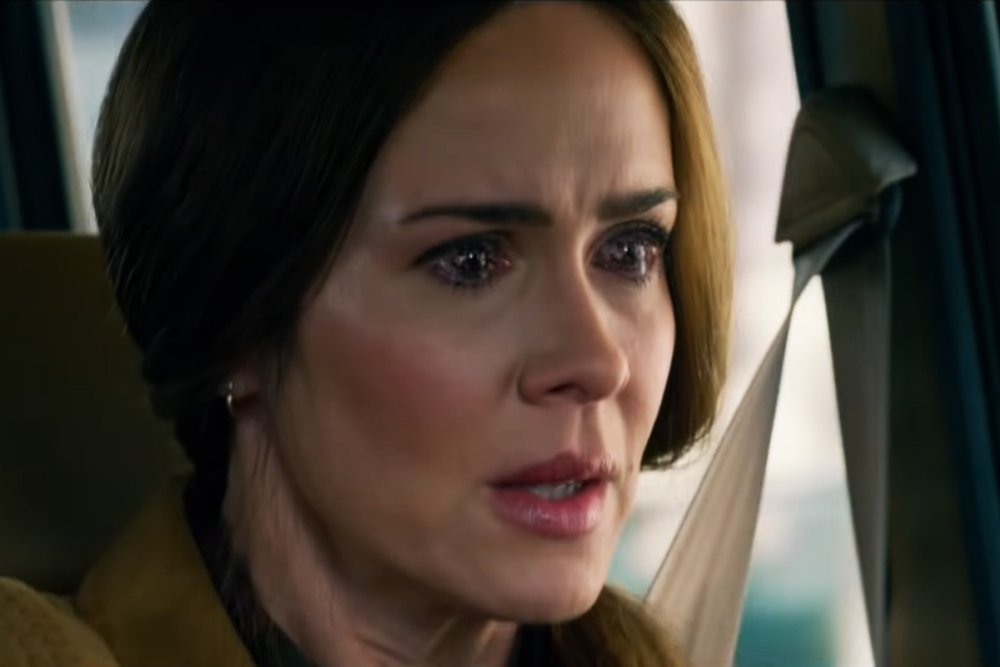 Холли берри и открытые босоножки. Секреты красоты и стиля. Эзра миллер мэт гала 2019. Выйти эффектно. Леди гага отеле plaza в нью-йорке в 2021 году.