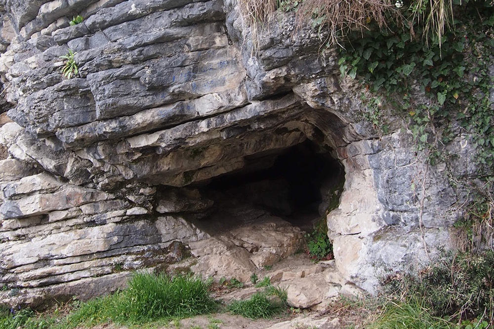 Ахштырская пещера