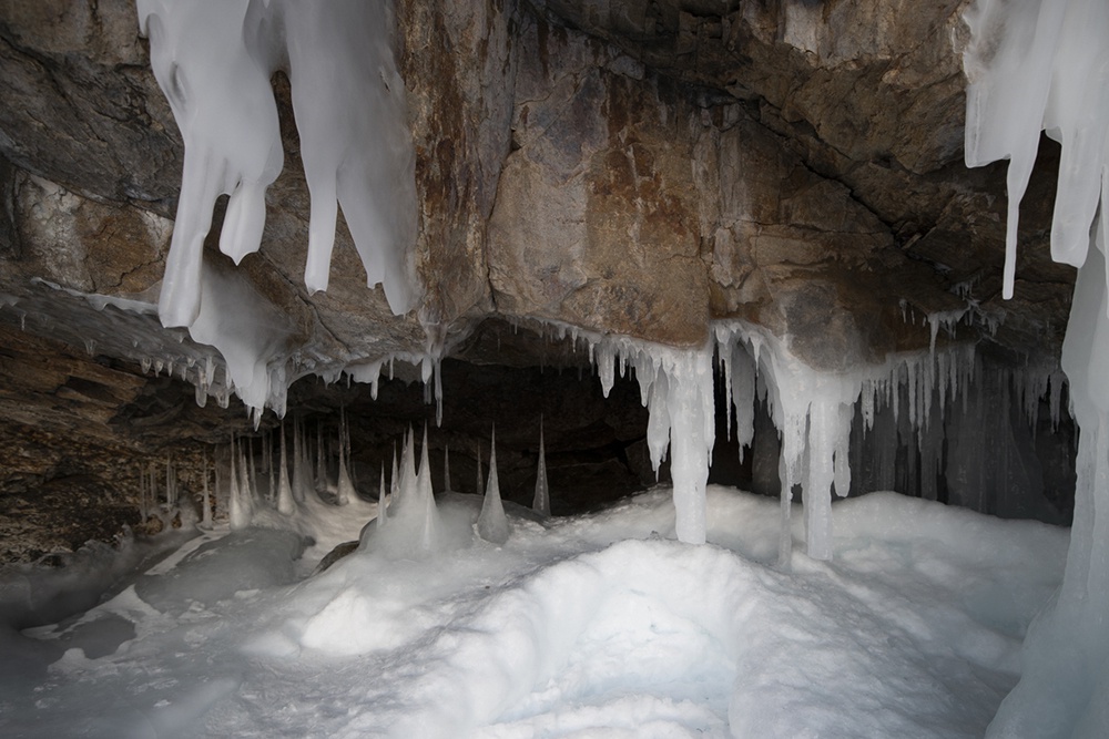 Ботовская пещера