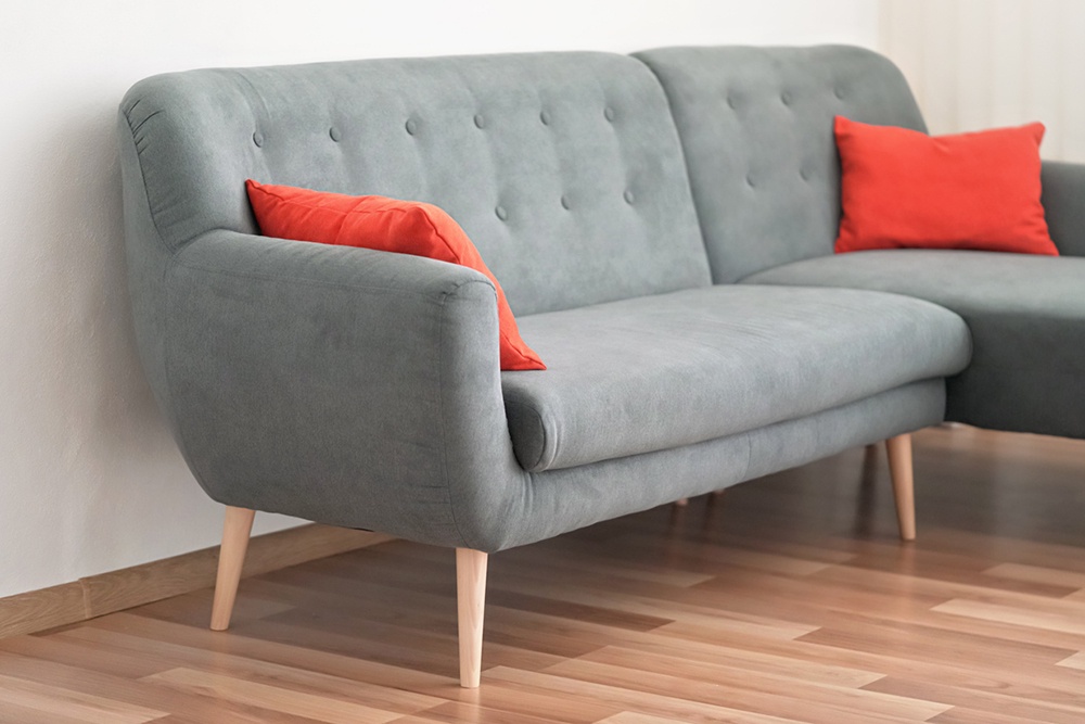 Диван в скандинавском стиле