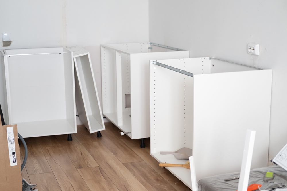 Сборка модульной кухни.