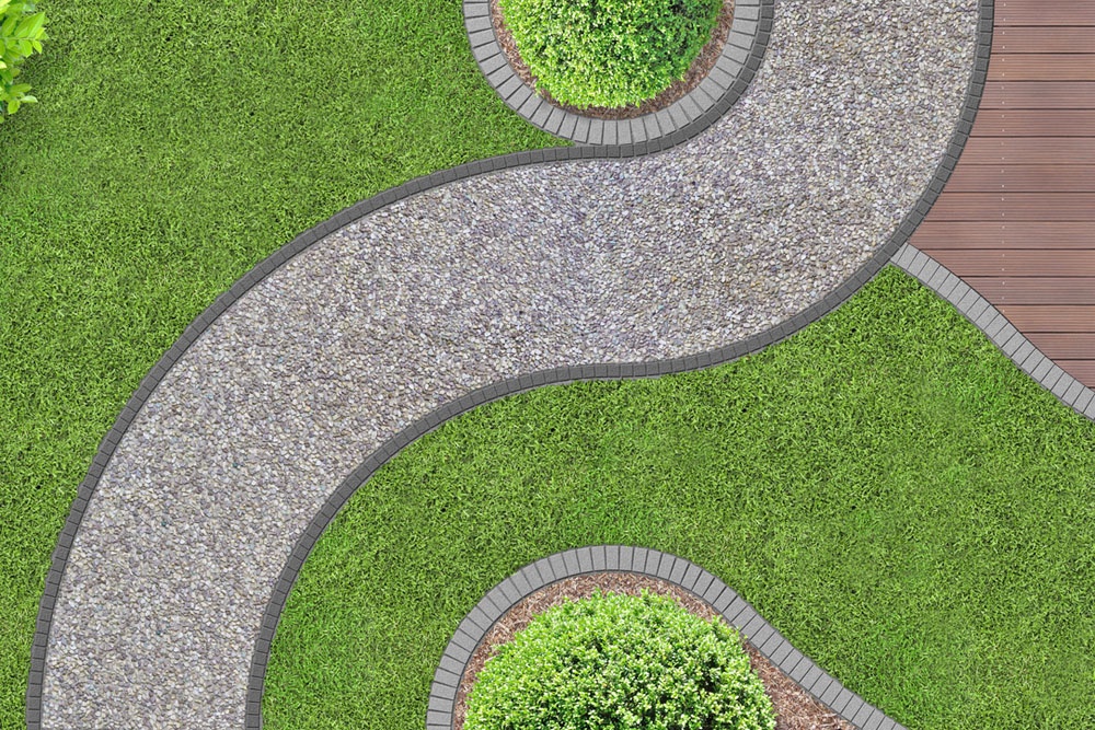 Дорожка на садовом участке