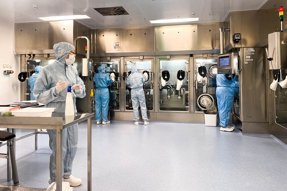 Первую отечественную вакцину от ВПЧ начали производить в Кировской области: Эксперт Сеченовского университета пояснил, как она работает Первую отечественную вакцину от ВПЧ начали производить в Кировской области: Эксперт Сеченовского университета пояснил, как она работает