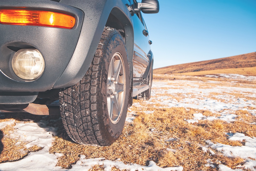 Внедорожник на зимних шинах