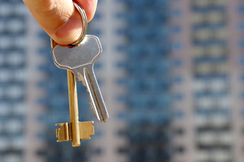 ключи в руке