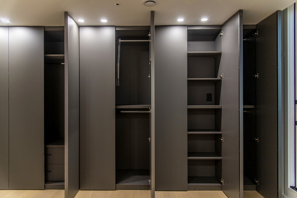 Встроенный шкаф