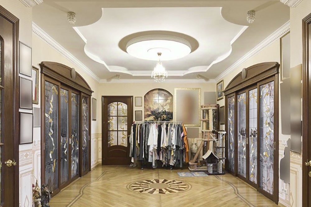 Интерьер комнаты Ларисы Долиной