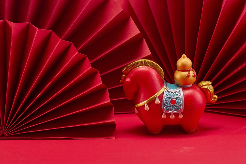 Красная лошадь - символ 2026 года