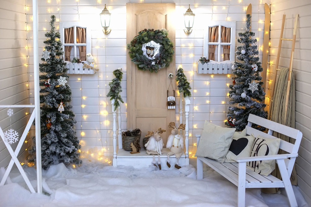 новогоднее  декорироавние дачи на улице