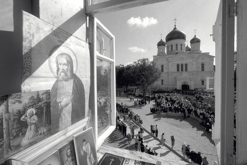 Перенос мощей Серафима Саровского