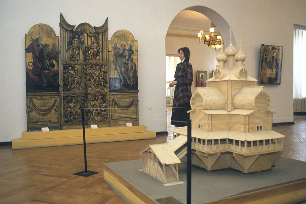 Экспонаты Художественного музея.