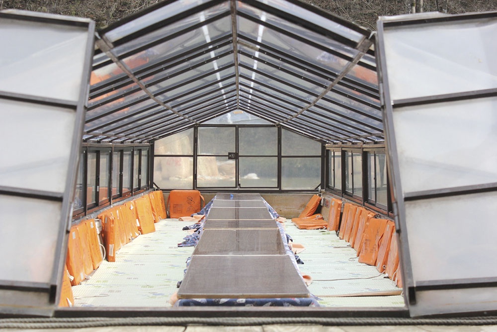 Подготовка теплицы к зиме, утепление фундамента.