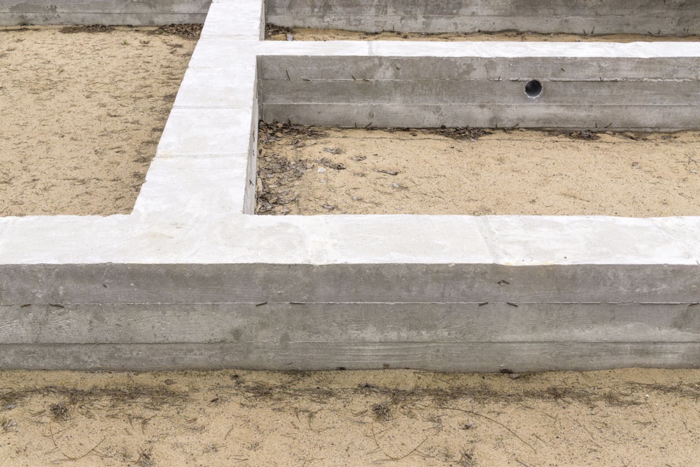 Ленточный бетонный фундамент