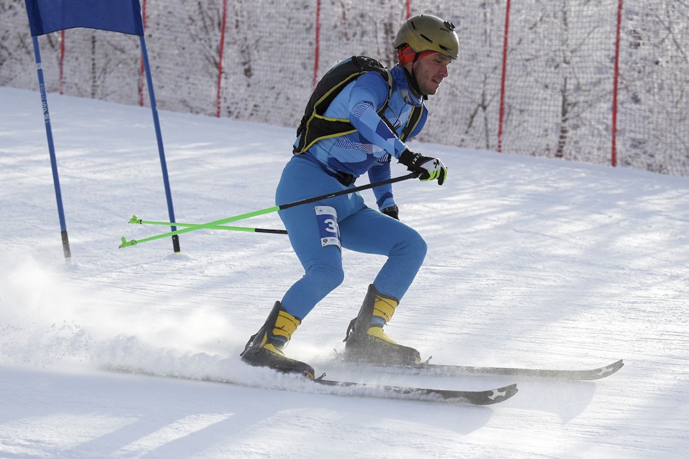 Никита Филиппов на соревнованиях по ски-альпинизму.