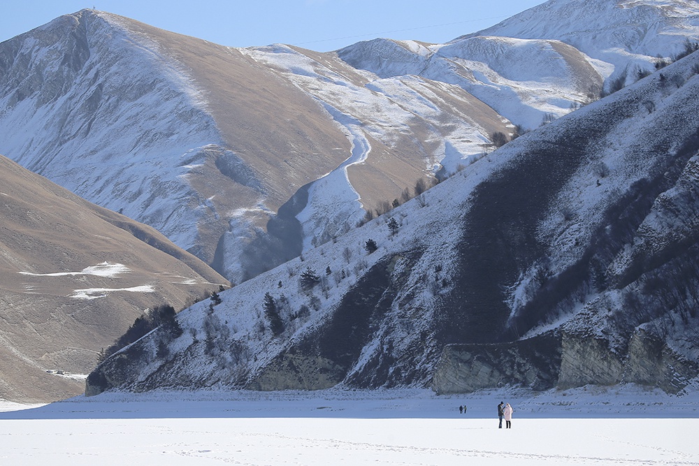 Горное озеро Кезеной-Ам. 