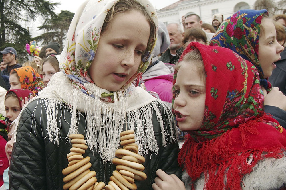 Масленичные гуляния и проводы зимы в центре Севастополя.