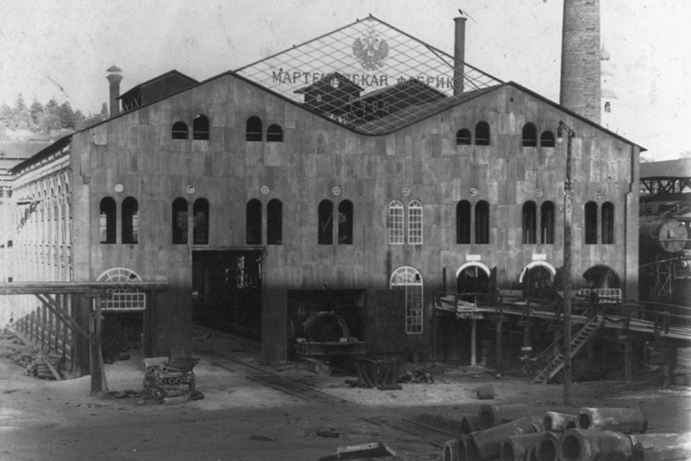 Мартеновская фабрика на Кушвинском заводе. Фото - С.М. Прокудин-Горский.