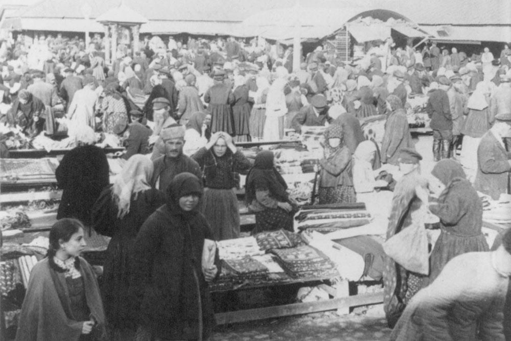 Российский рынок тканей на ярмарке в Нижнем Новгороде. 1889 г.