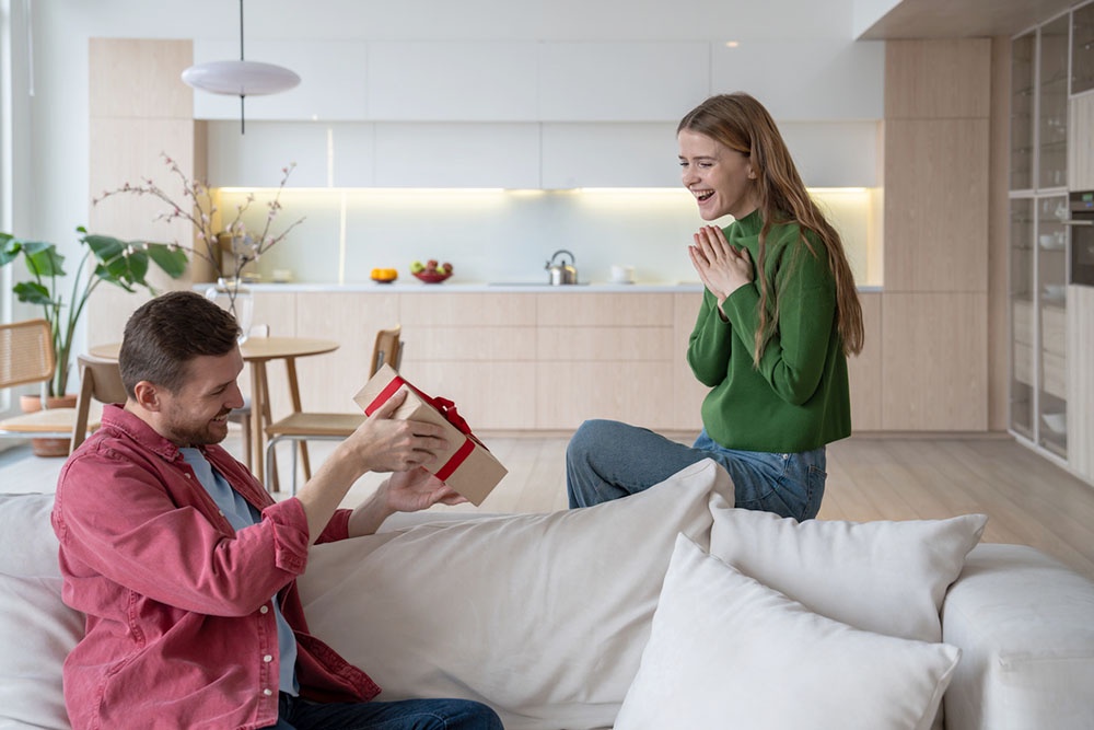 Подарок-сюрприз для мужа на 23 Февраля.