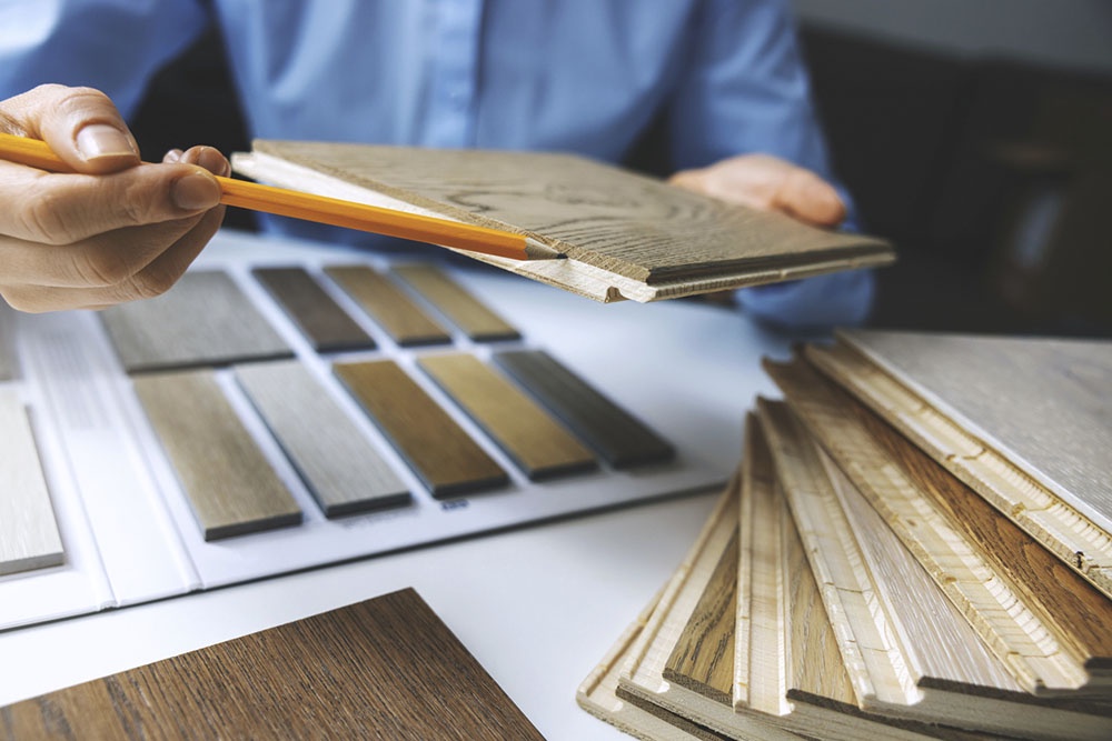 Паркетная доска и инженерная доска -  натуральные напольные покрытия.  