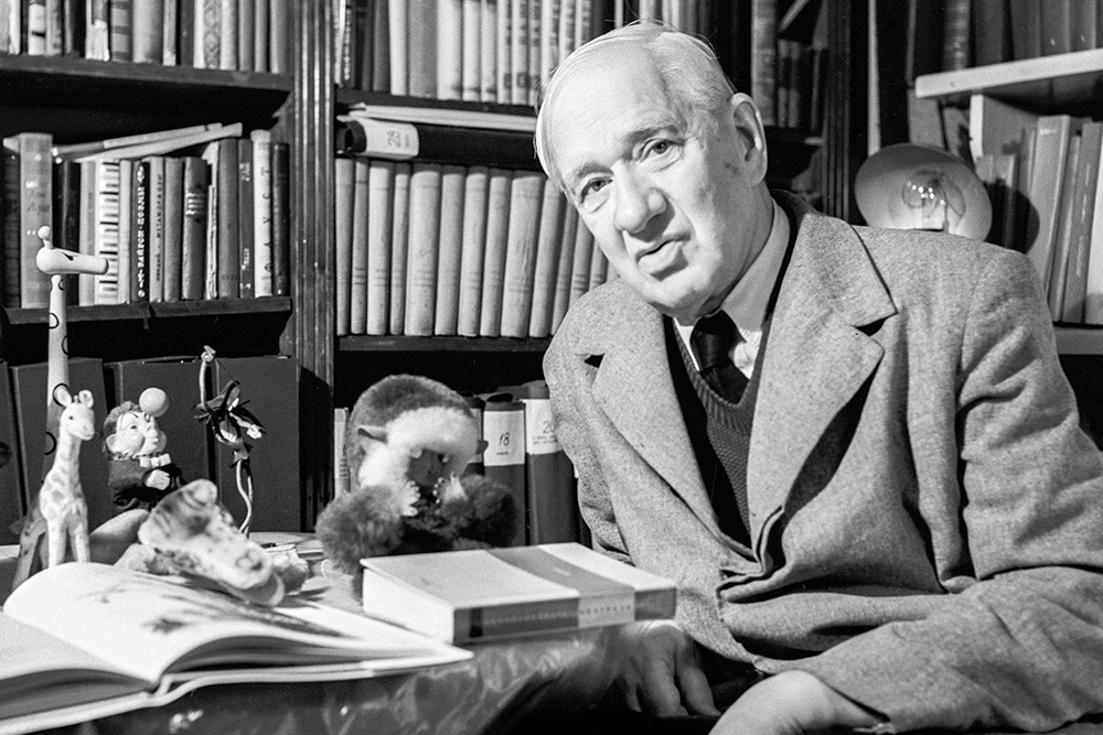 Корней Иванович Чуковский на своей даче в Переделкине. 1962 год.