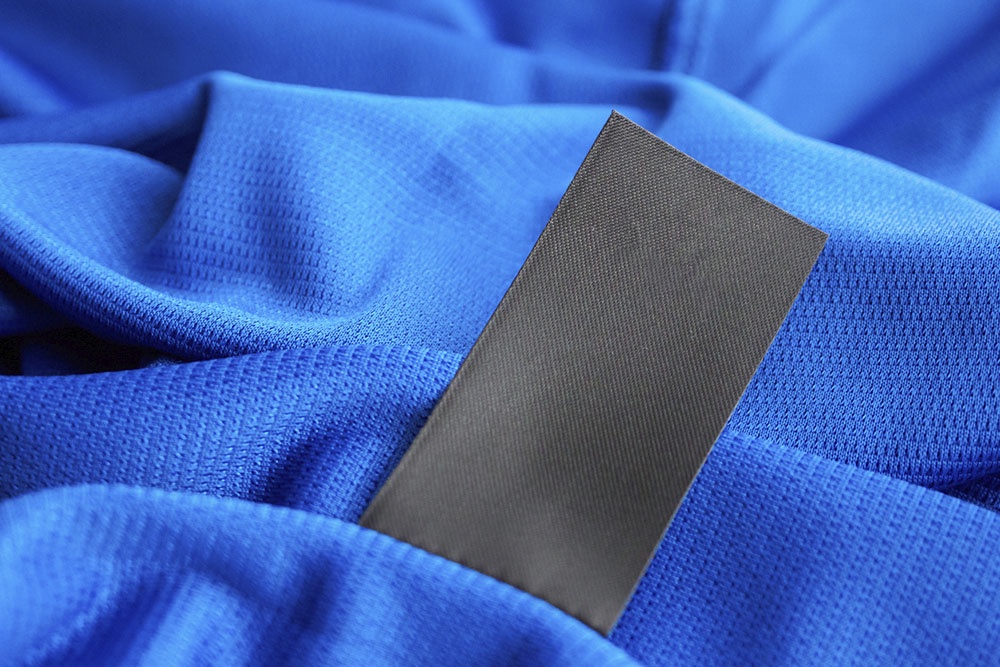 Спортивная одежда из полиэстра.