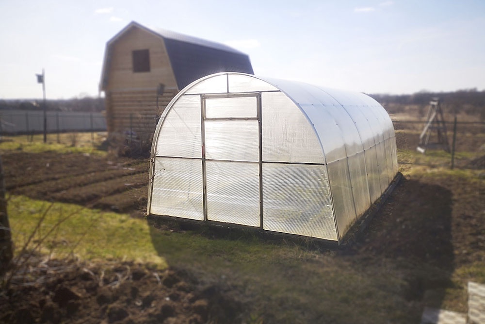 Капитальные и не капитальные постройки на дачном участе, налогооблажение построект.