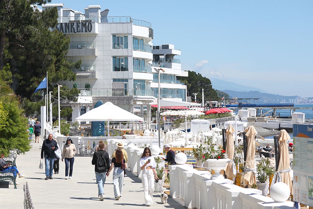 Пляжный отдых в Сочи.  Море без перелета на майские праздники.