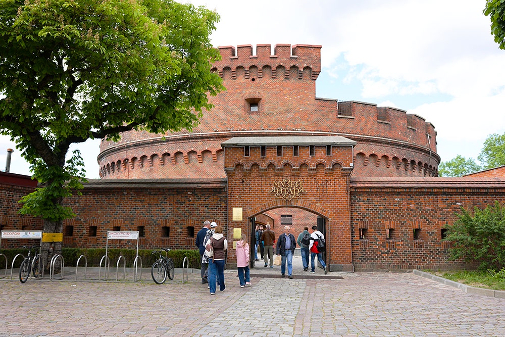 Музей янтаря в башне Дона.