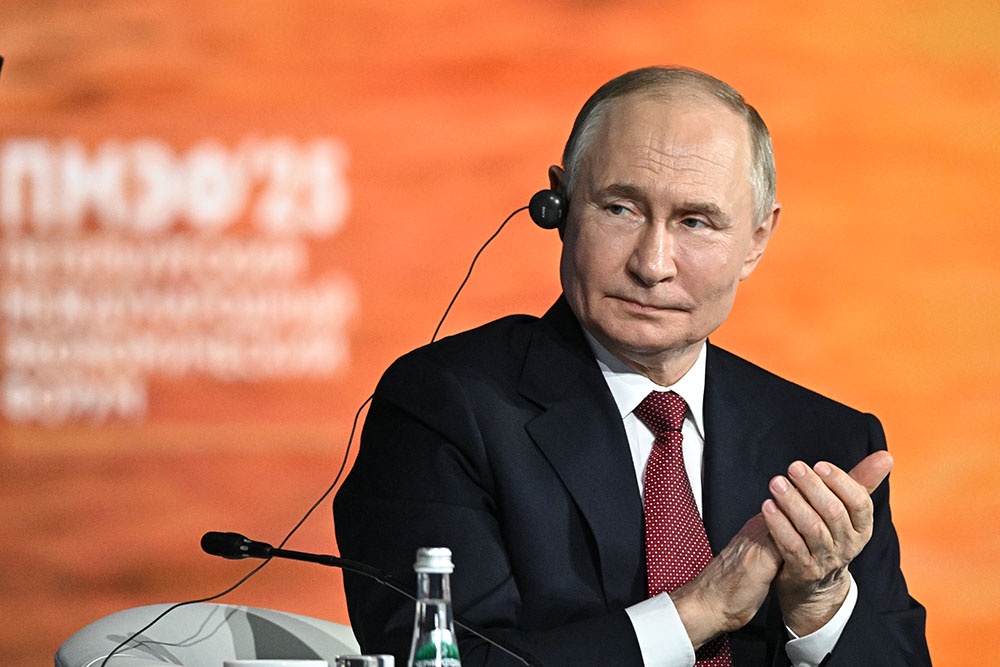 Путин пленарное заседание ПМЭФ