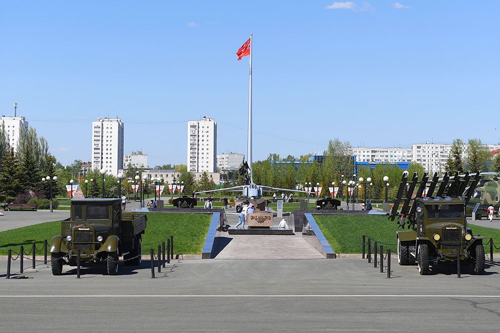 В центре парка Победы и ЦПКиО им. Горького в Казани. Казань на майские праздники.
