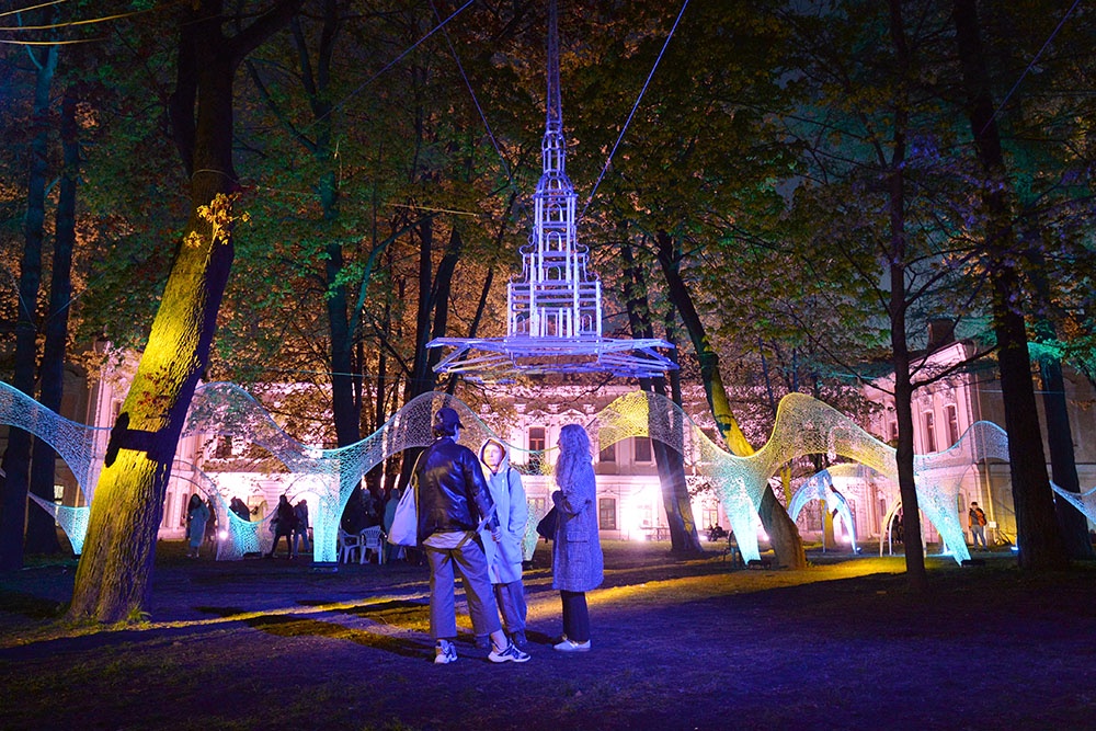 "Ночь музеев - 2026" в Санкт-Петербурге. Посетители музея Анны Ахматовой в Фонтанном Доме в рамках традиционной Всероссийской акции "Ночь музеев" в Санкт-Петербурге.