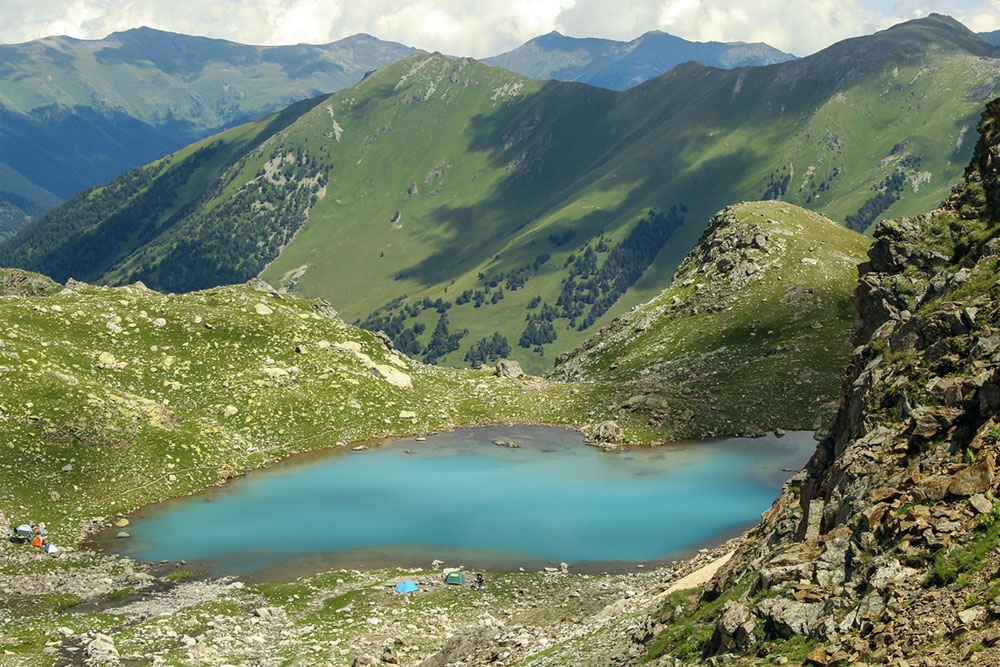 Панорама Софийских озер в Архызе. Лучшие маршруты для походов.