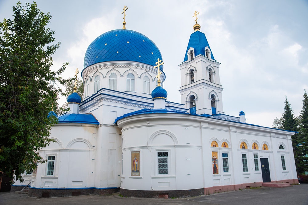 Свято-Троицкий храм в Томске