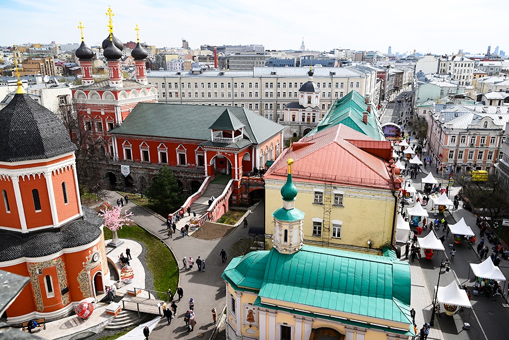 вид с крыш на Москву