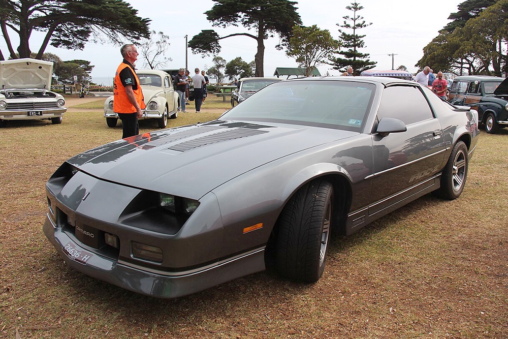 Chevrolet Camaro IROC-Z