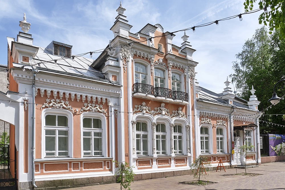 Здание музея Коненкова в Смоленске.