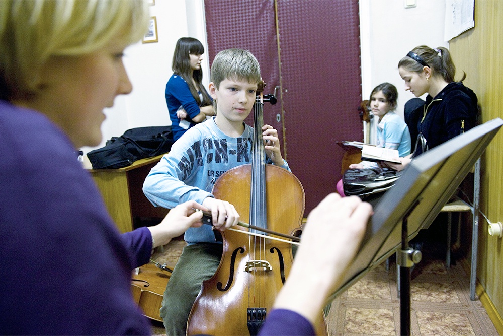 ребенок в музыкальной школе