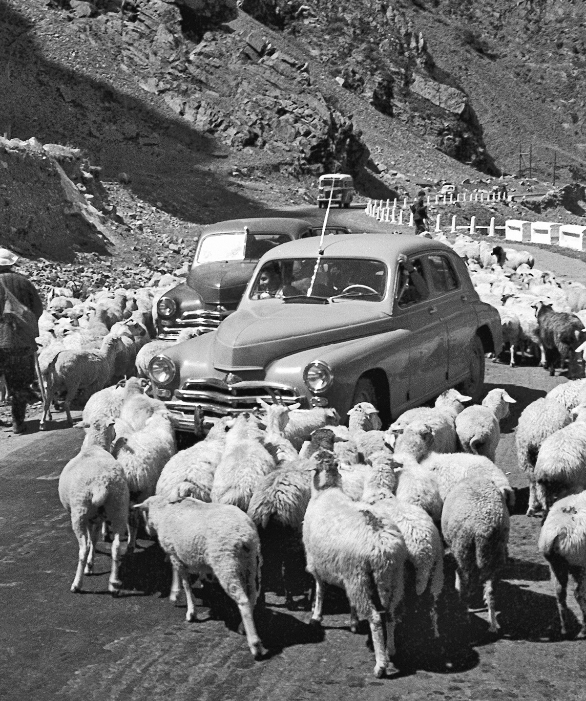 "Победа" на трассе ралли "Кавказ". 1959