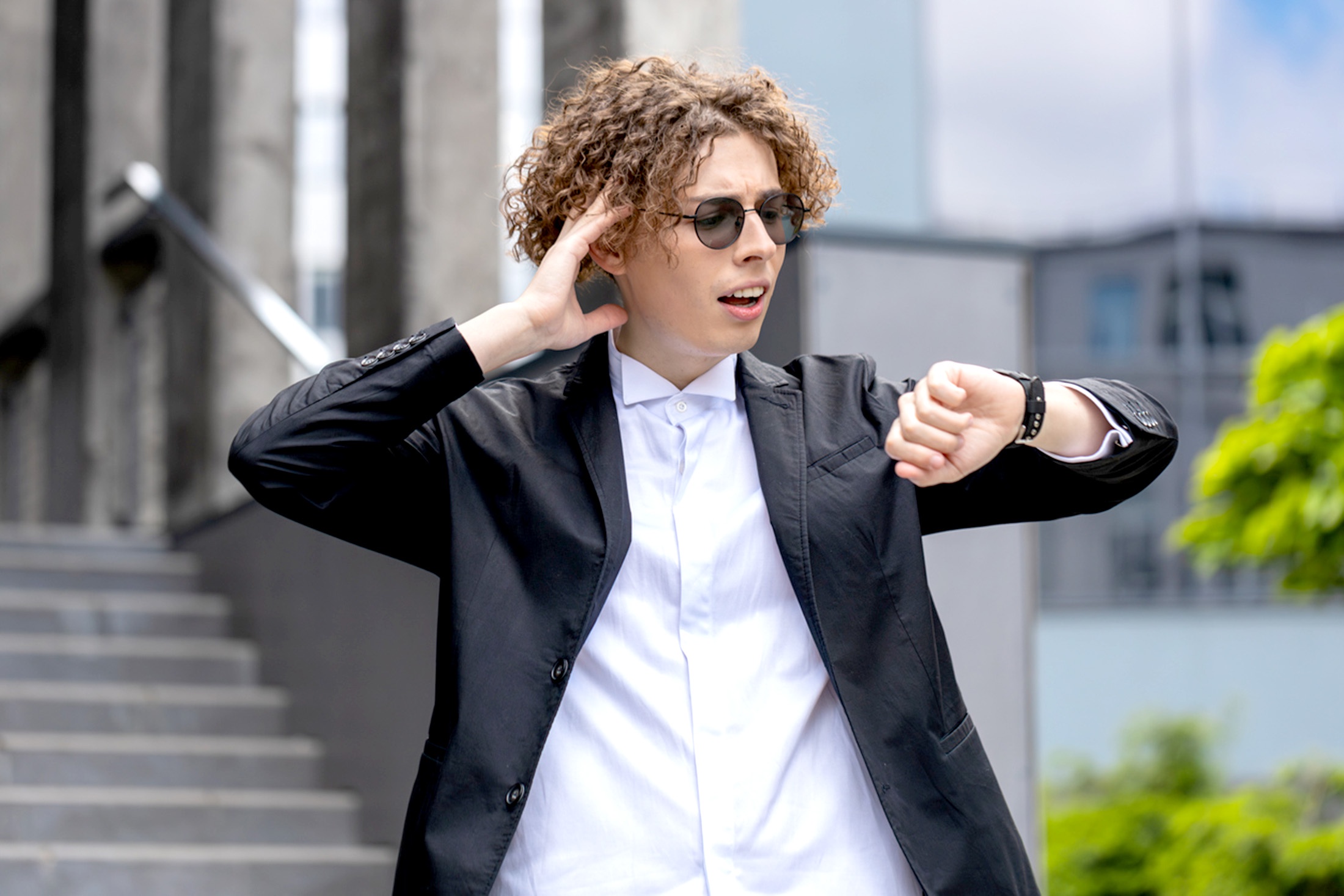 опаздание девушки