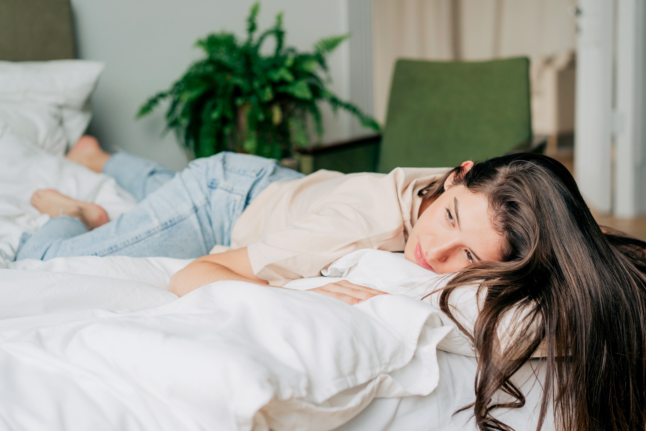 женщина в кровати