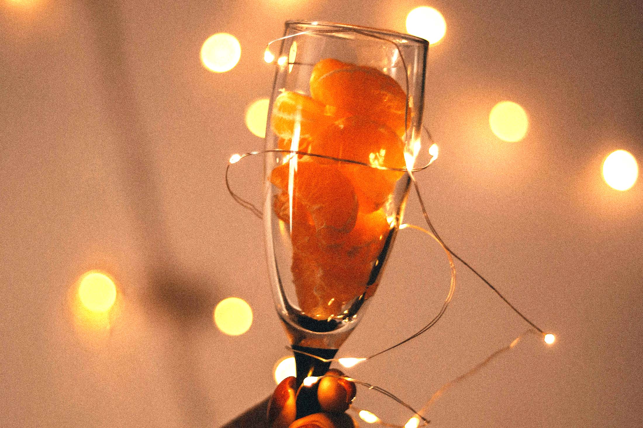 мандарины в бокале