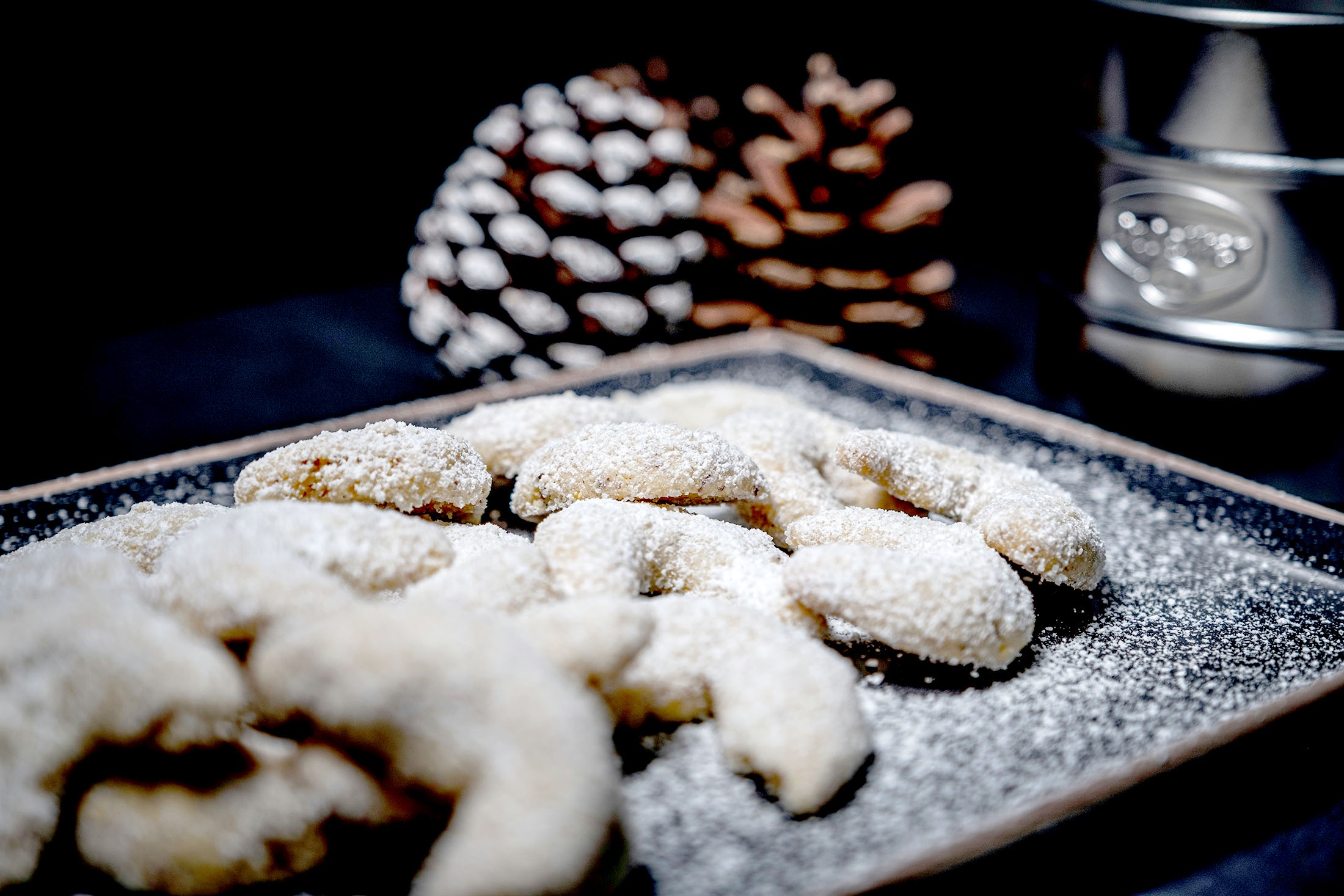 ванилькипферль используют как съедобное украшение новогоднего стола