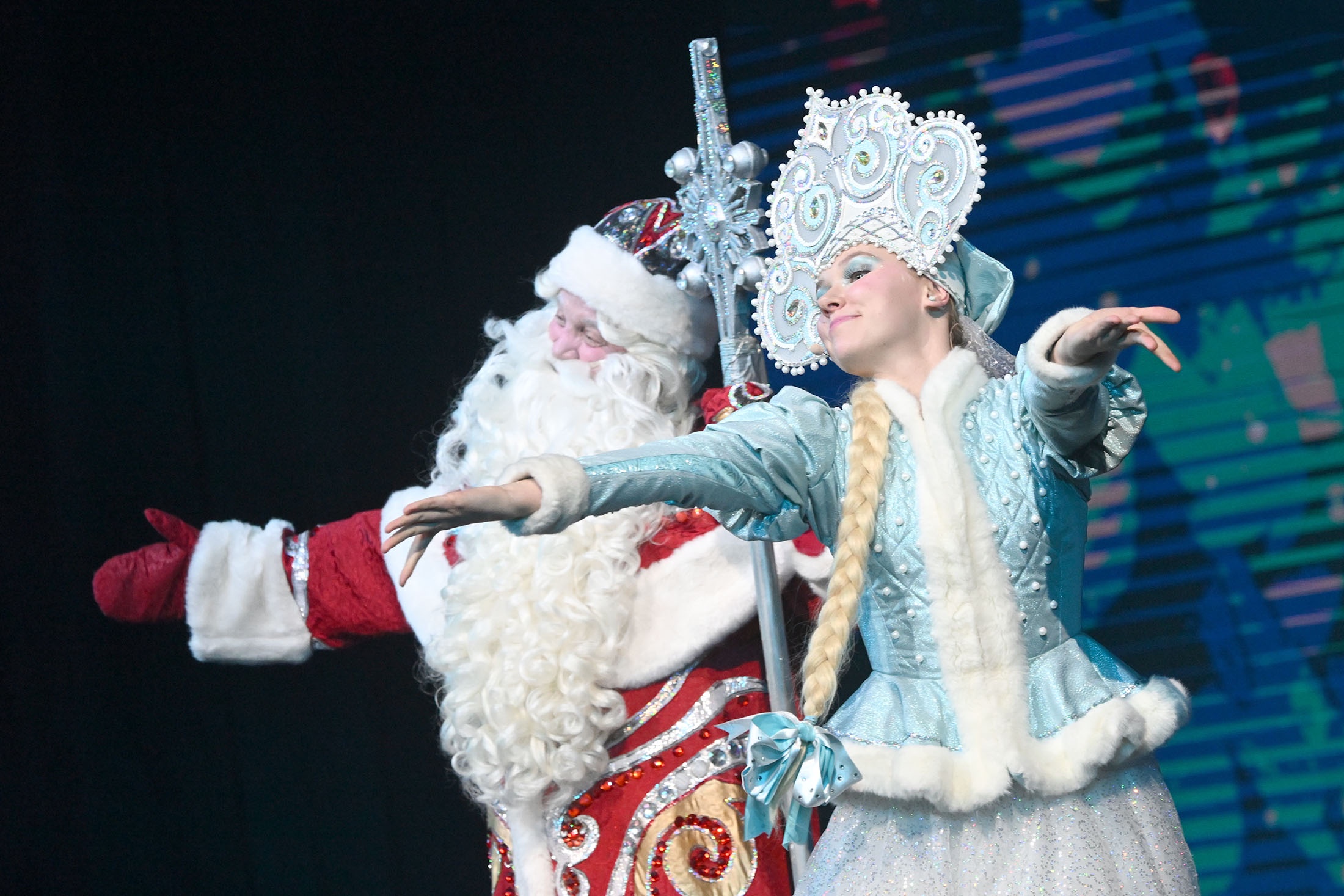 Дед Мороз и снегурочка