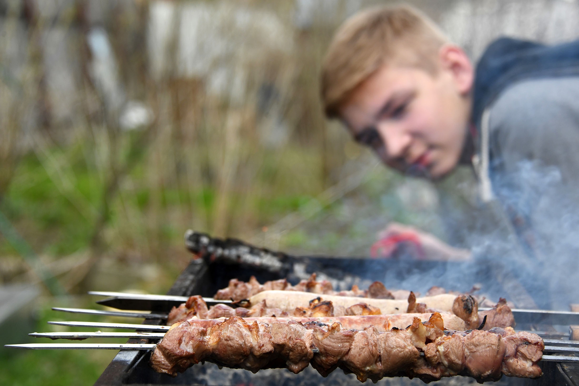 шашлык на мангале