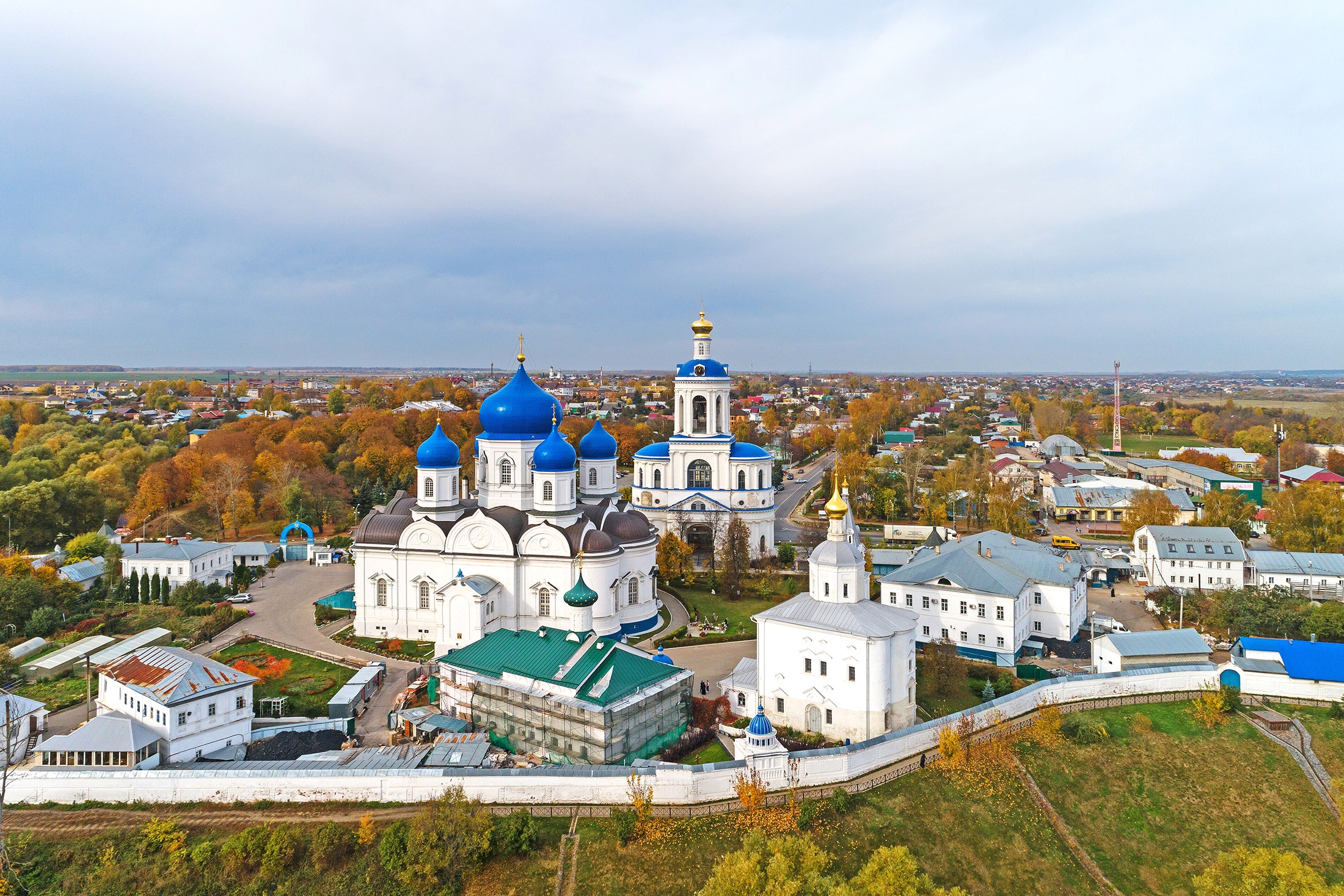 Свято-Боголюбский монастырь.