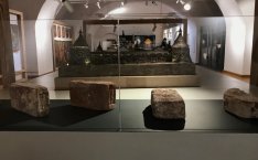 В Соловецкую ризницу вернули древние иконы, книги и золотое шитье