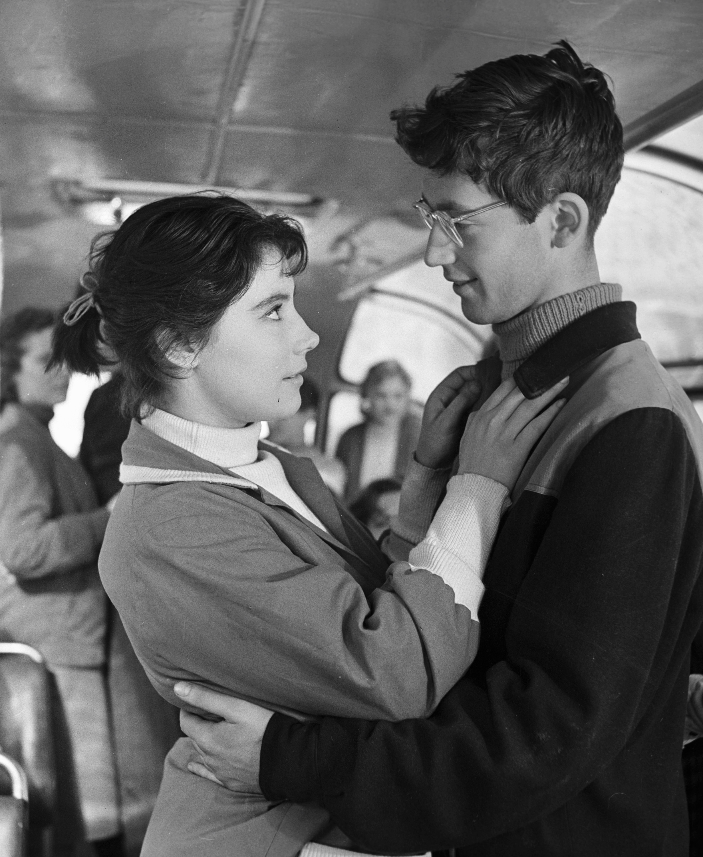 Татьяна Самойлова и Василий Ливанов в фильме "Неотправленное письмо". 1959