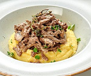 Бефстроганов от Вильяма Похлебкина