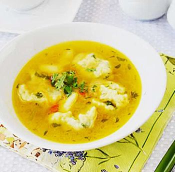 Суп с клецками и кореньями из Ясной Поляны